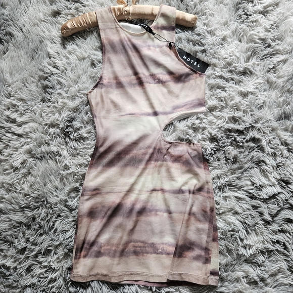 MOTEL ROCKS DRESS NWT - Picture 14 of 16